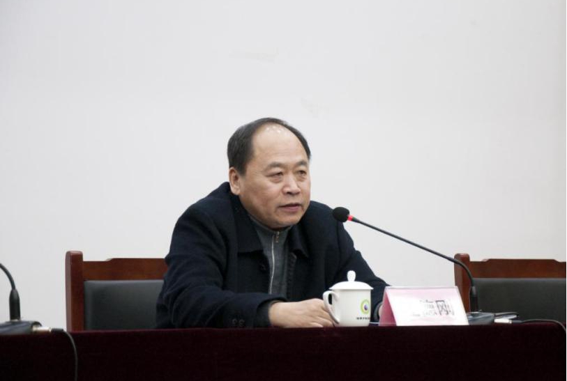 市能源集團(tuán)公司召開新任職中層干部集體談話會(huì)議(圖3)